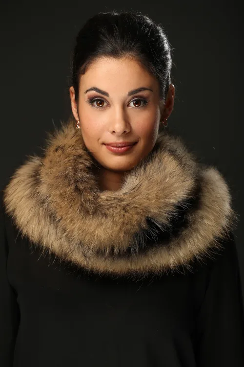 Foulard Infinity Castor Noir et Finn Raccoon |  | BILODEAU Canada