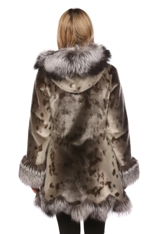 Women's fur coat - Sealskin | BILODEAU Canada
