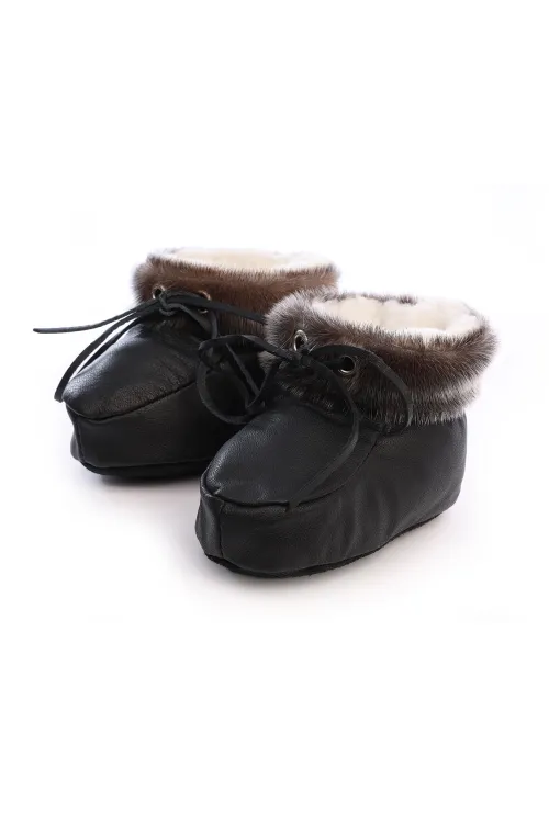 Pantoufles pour bébé en cuir et Loup Marin naturel | Bébé | BILODEAU Canada