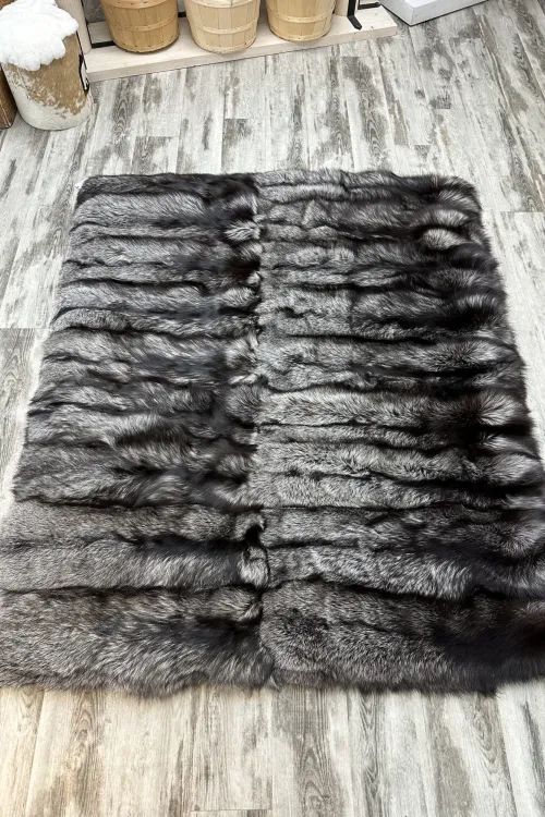 Silver Fox bed throw | Decorative accessories | BILODEAU Canada