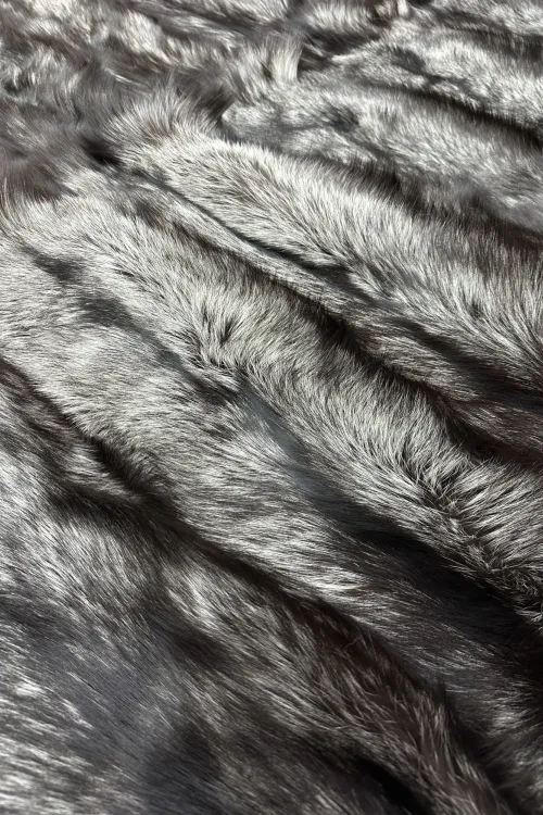Silver Fox bed throw | Decorative accessories | BILODEAU Canada