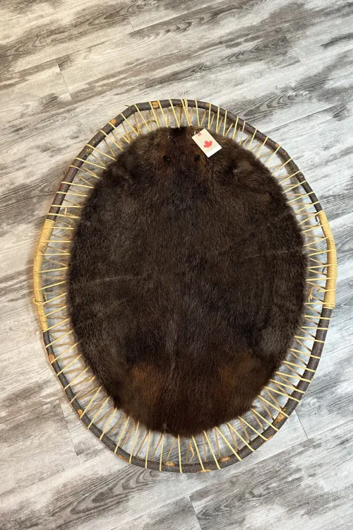 Beaver skin on a hoop | Decorative accessories | BILODEAU Canada