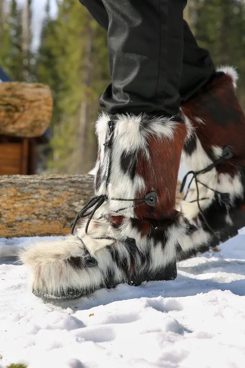 Natural Cow fur boots - Front zipper - Standard Nakiuk | Women/Men | BILODEAU Canada