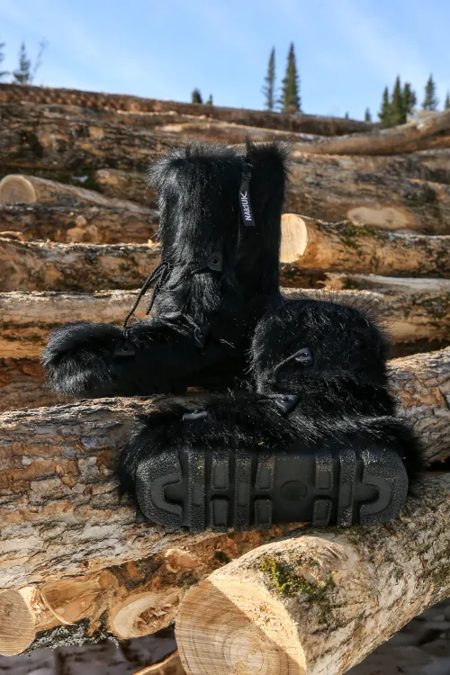 Black Cow fur boots - Side zipper - Standard Nakiuk | Women/Men | BILODEAU Canada
