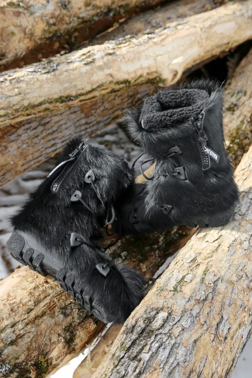 Black Cow fur boots - Side zipper - Short Nakiuk | Women/Men | BILODEAU Canada