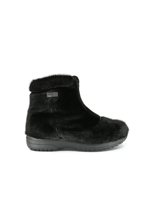 Black Seal fur boots - Akiwe | Winter boots - Urban boots | BILODEAU Canada