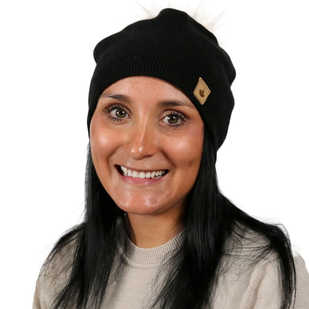 Tuque Noir avec pompom 2