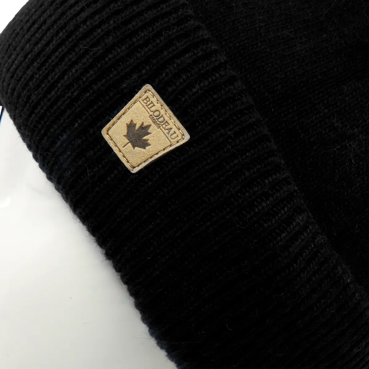 STOCKHOLM NOIR detailles